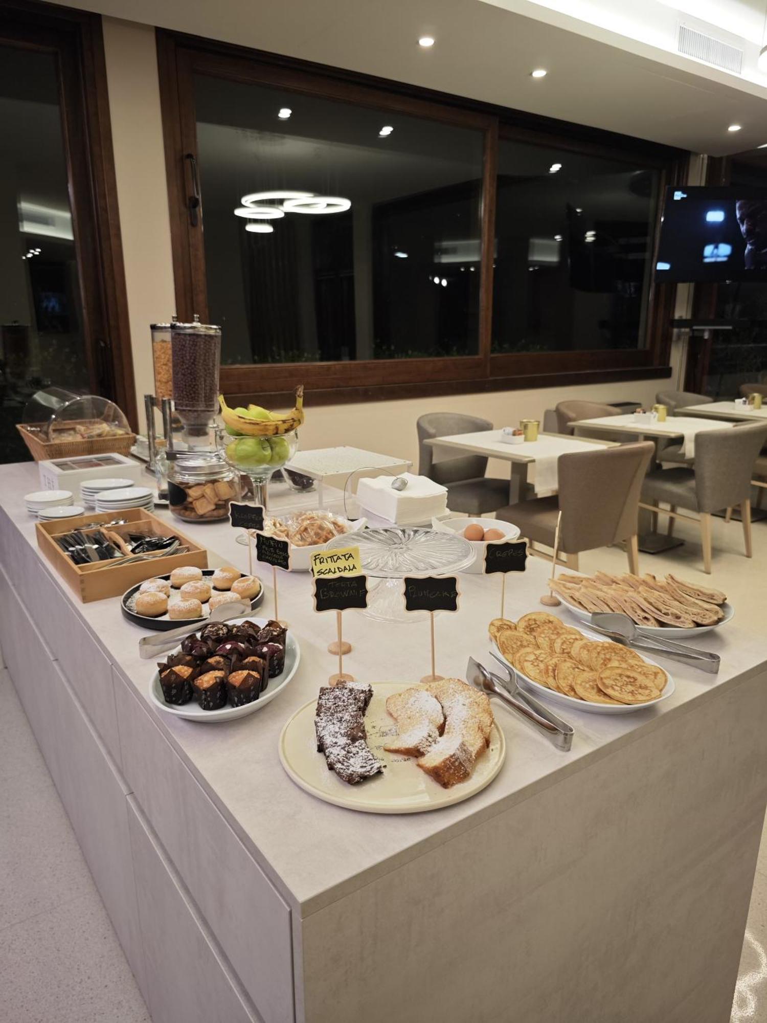 Albergo Grappolo D'Oro Montebelluna Εξωτερικό φωτογραφία