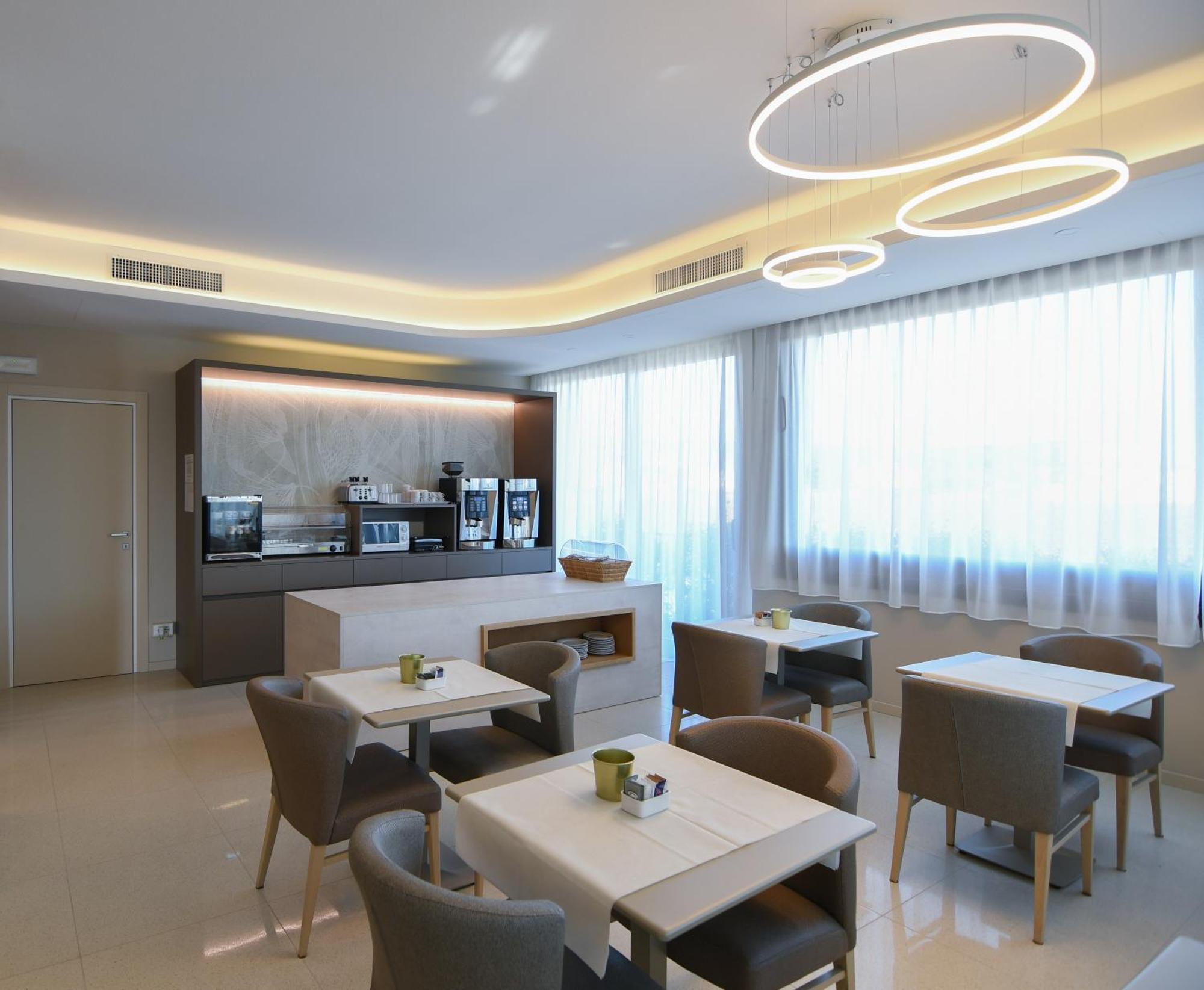Albergo Grappolo D'Oro Montebelluna Εξωτερικό φωτογραφία