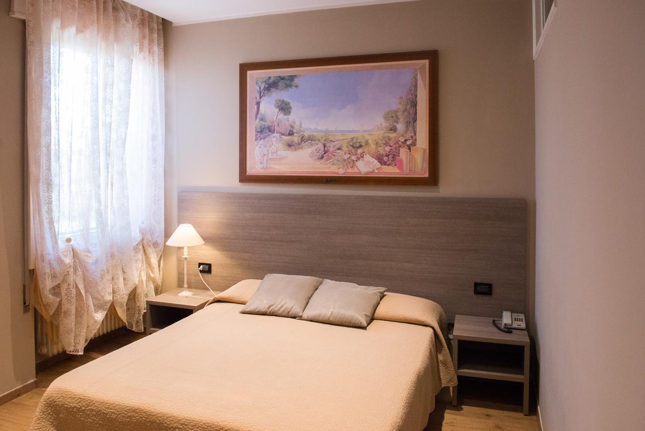 Albergo Grappolo D'Oro Montebelluna Εξωτερικό φωτογραφία