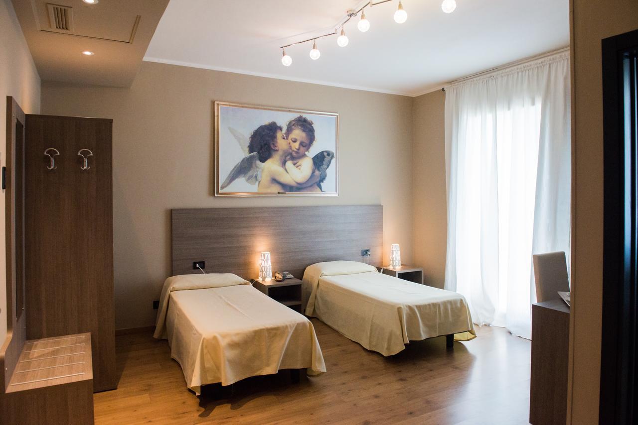 Albergo Grappolo D'Oro Montebelluna Εξωτερικό φωτογραφία